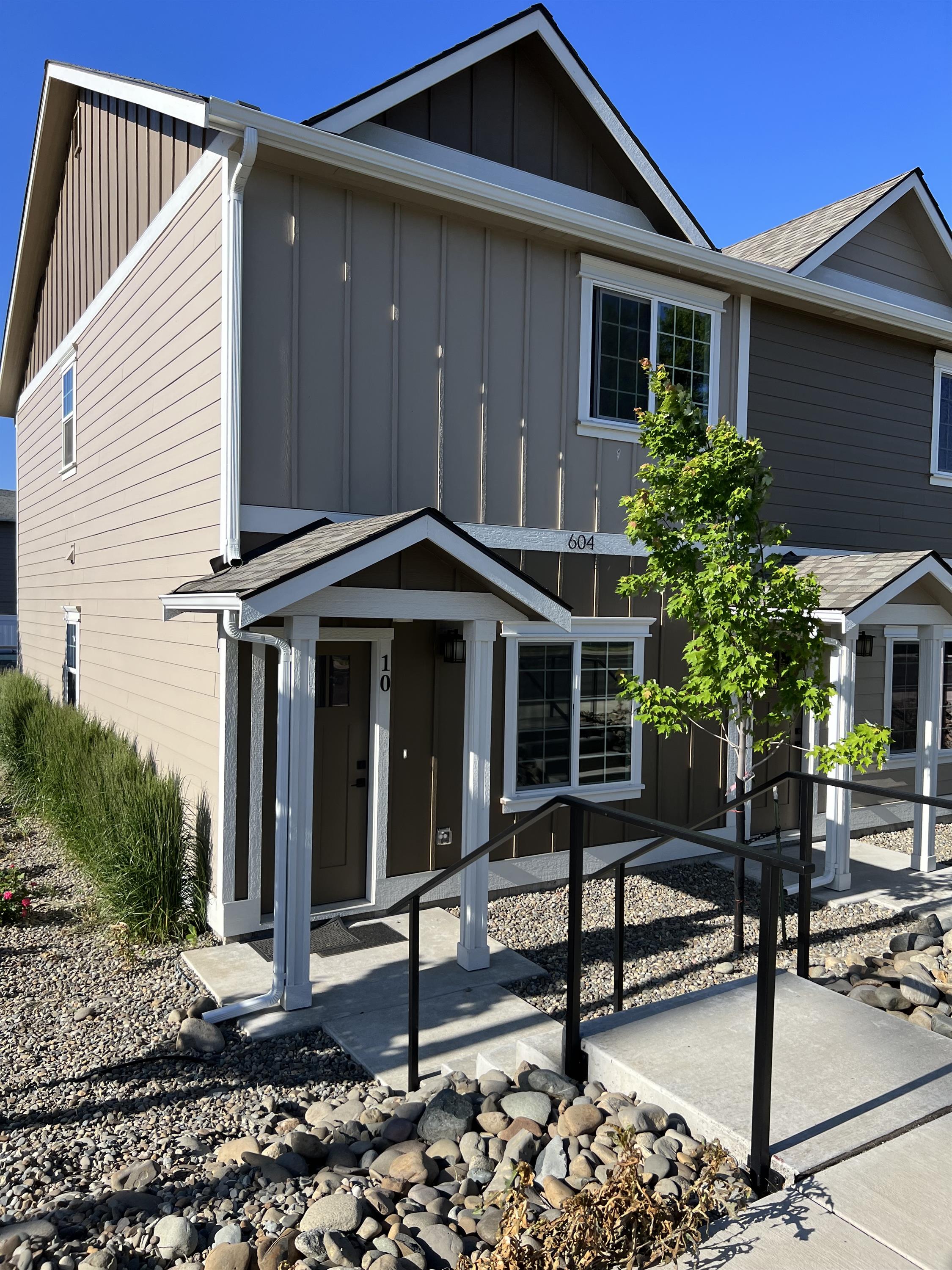 604 East Helena Avenue - 1